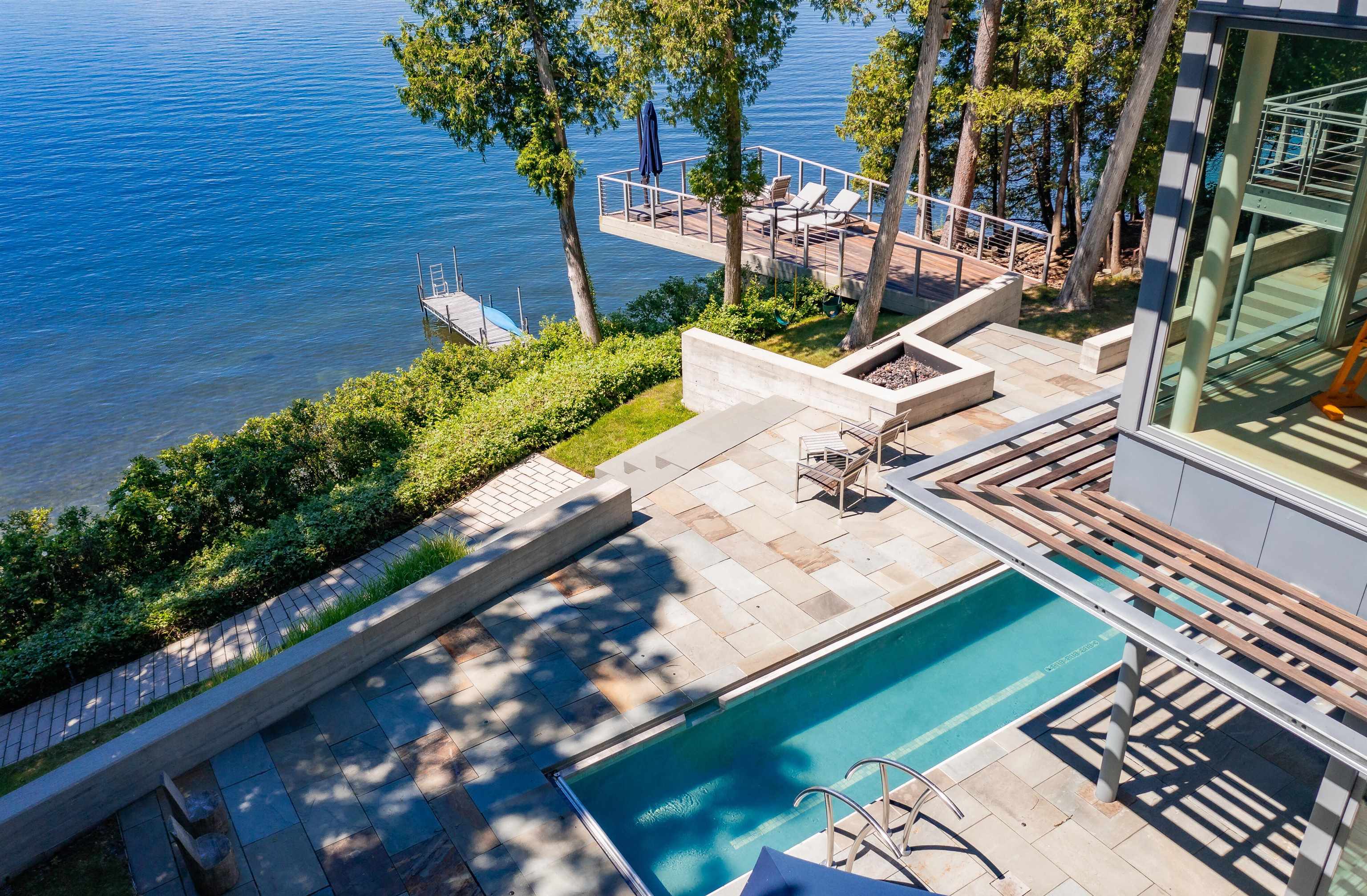 4279 Harbor Road