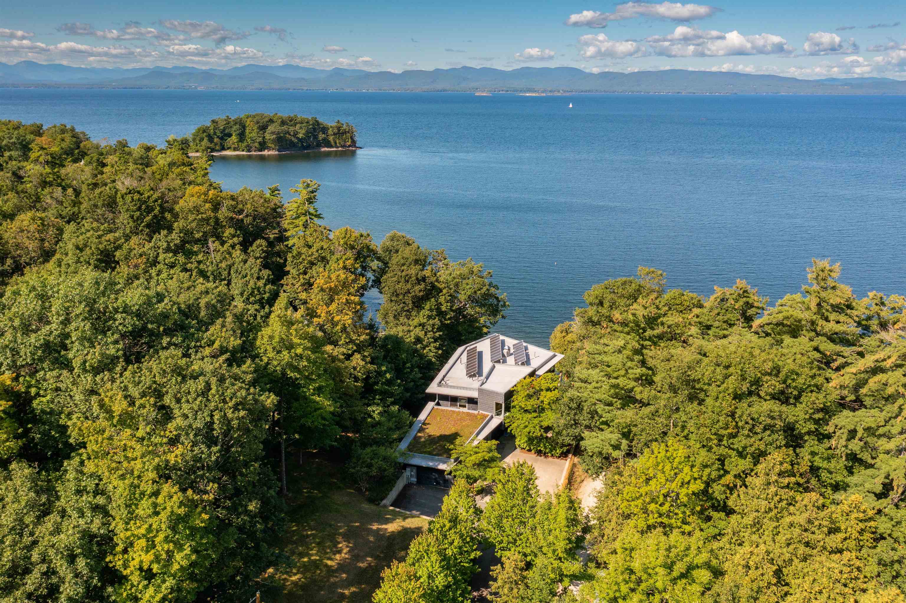 4279 Harbor Road