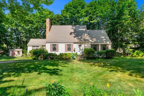 Photo of 2 Noel Street, Hampton, NH 03842 (MLS # 5101332)