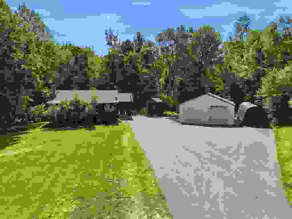 Photo of 133 Mountain View Road, Deerfield, NH 03037 (MLS # 5102004)