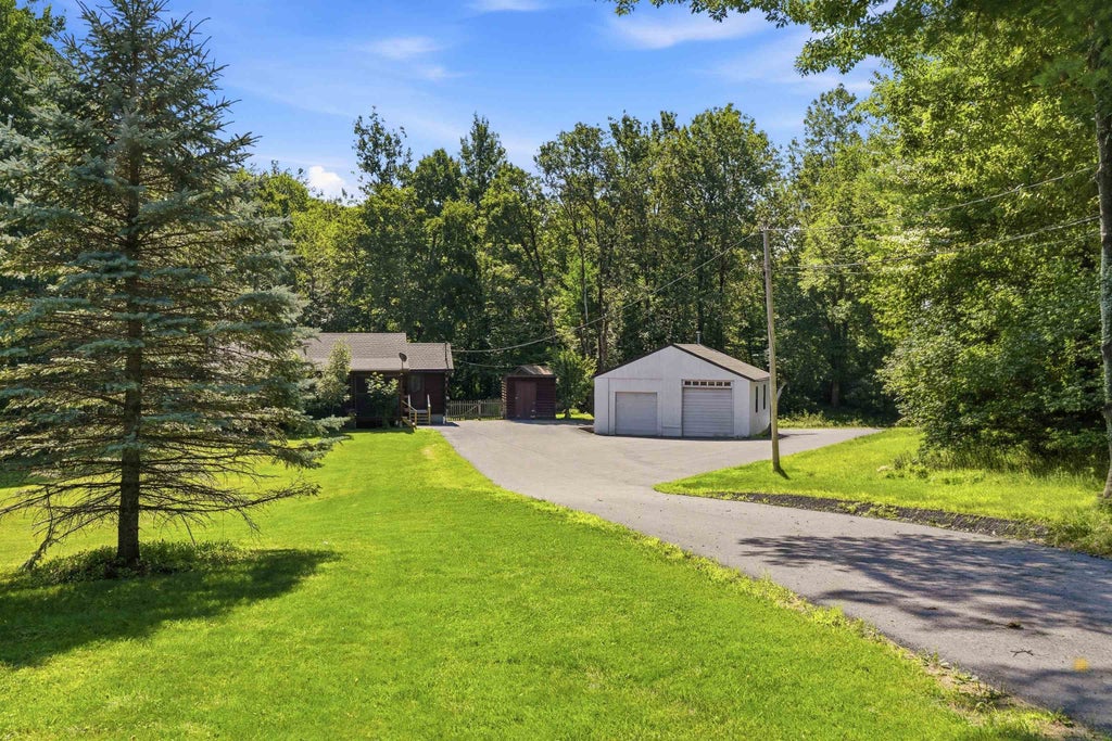 Photo of 133 Mountain View Road, Deerfield, NH 03037 (MLS # 5102004)