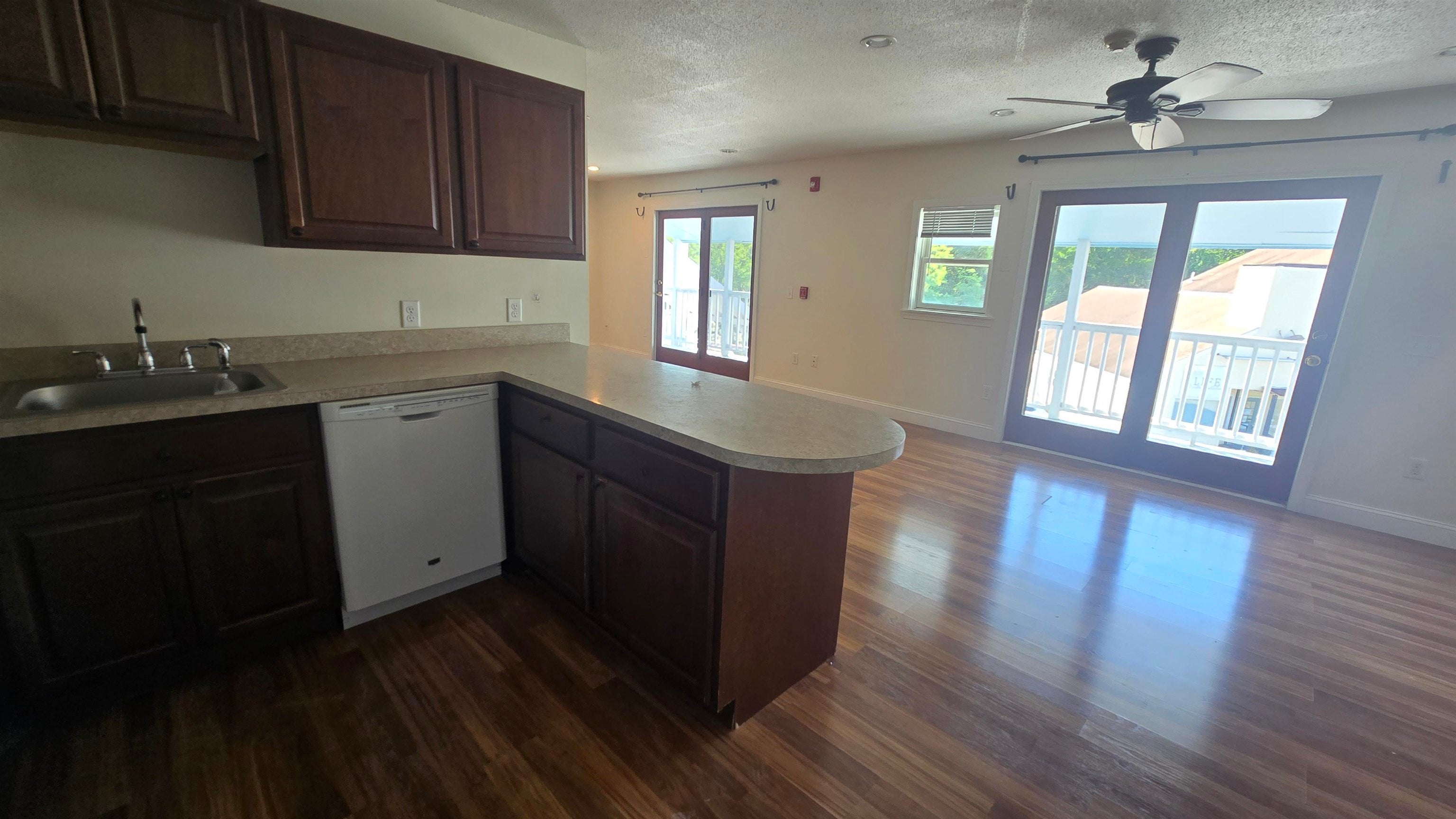 153 Portsmouth Avenue 203