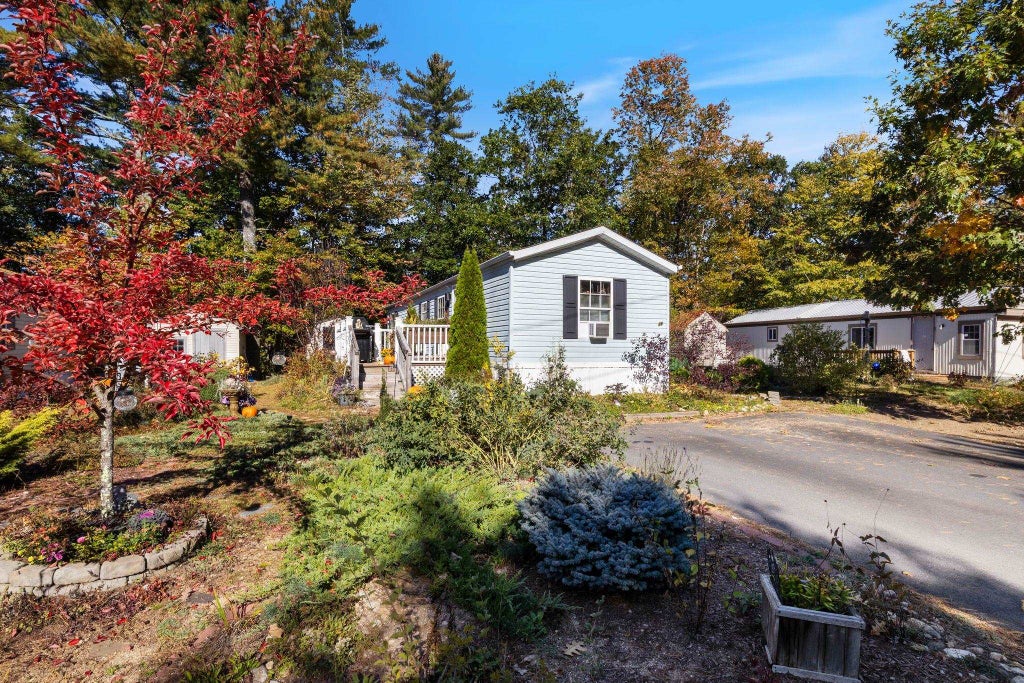 Photo of 76 Roberts Road, Barrington, NH 03825 (MLS # 5115269)