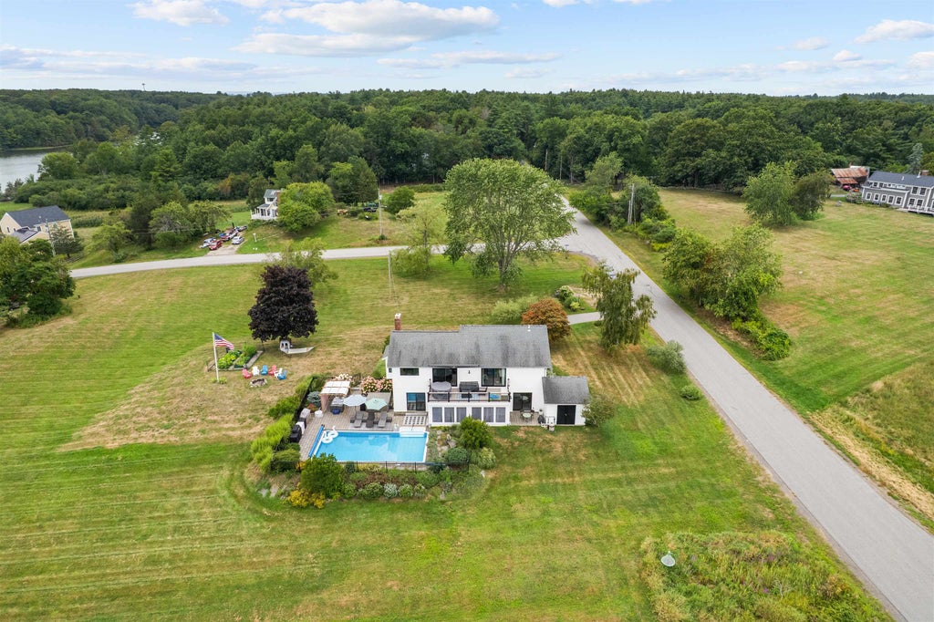 Photo of 2 moody point Drive, Newmarket, NH 03857 (MLS # 5107747)