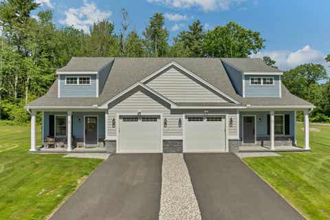 Photo of 1 Cameron Court #1, Hampstead, NH 03841 (MLS # 5093091)