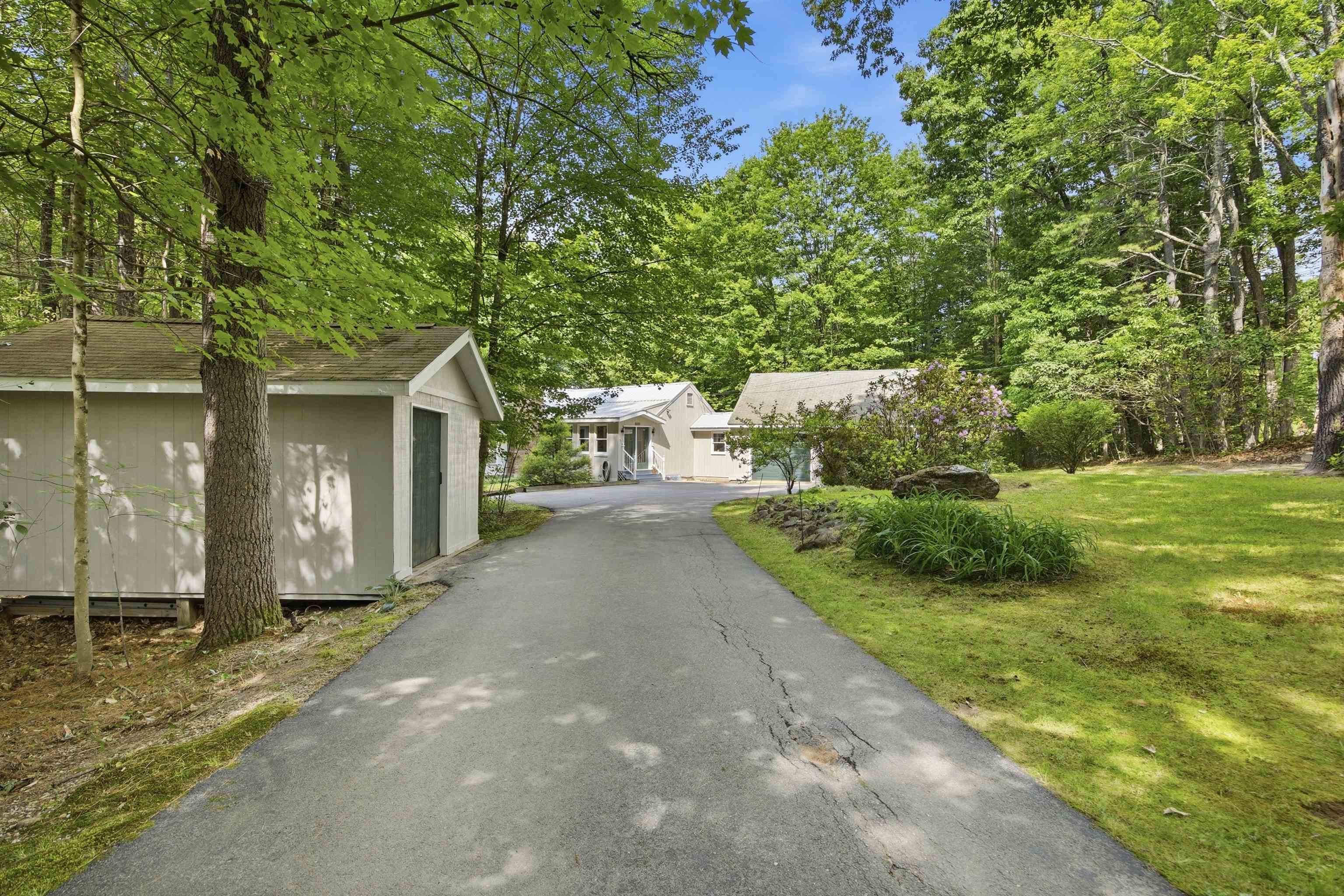 135 Lower Straw Road