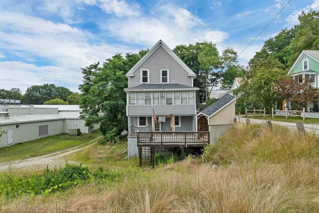 Photo of 13 Terrace Street, Haverhill, NH 03785 (MLS # 5114396)