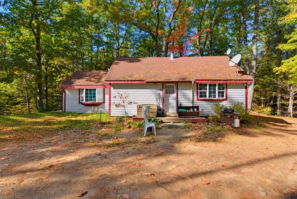 Photo of 232 Gulf Rd Road, Northwood, NH 03261 (MLS # 5114227)