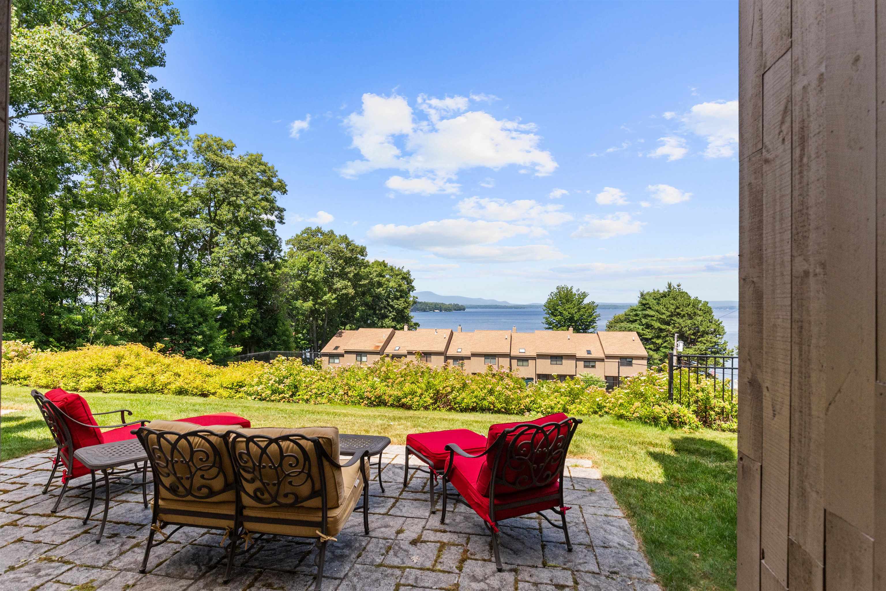 60 Scenic Drive 7