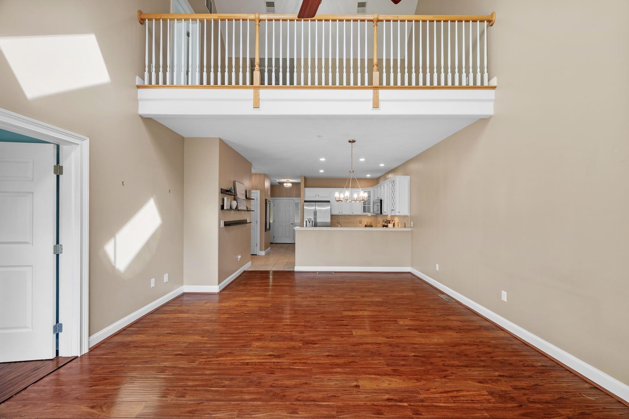 5 Pelton Way 8