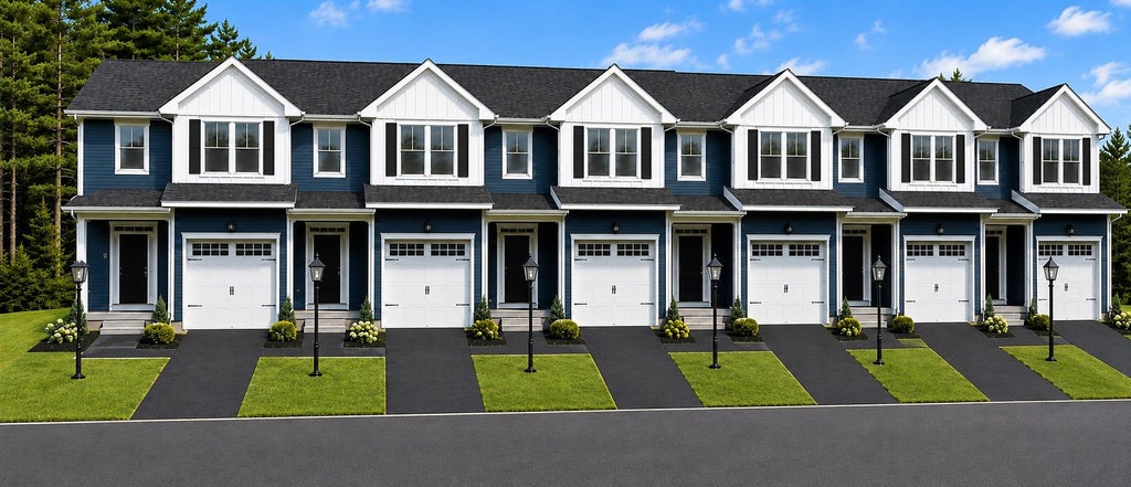 Photo of 17 Elise Avenue #Lot 88, Londonderry, NH 03053 (MLS # 5100460)