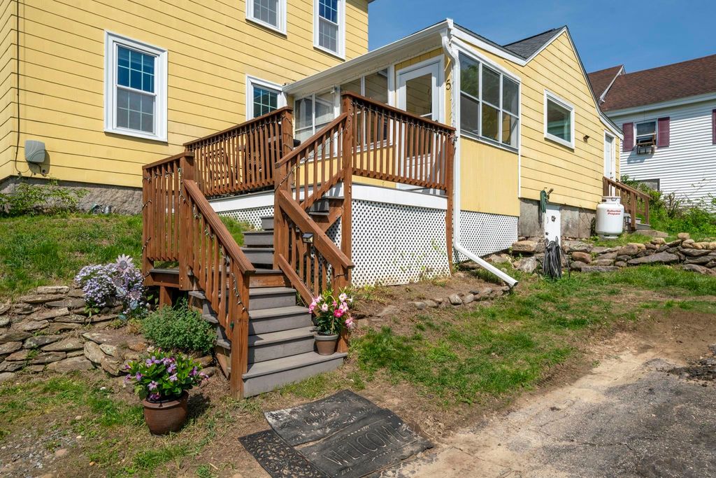 Photo of 5 Pine Valley Street, Wilton, NH 03086 (MLS # 5089999)