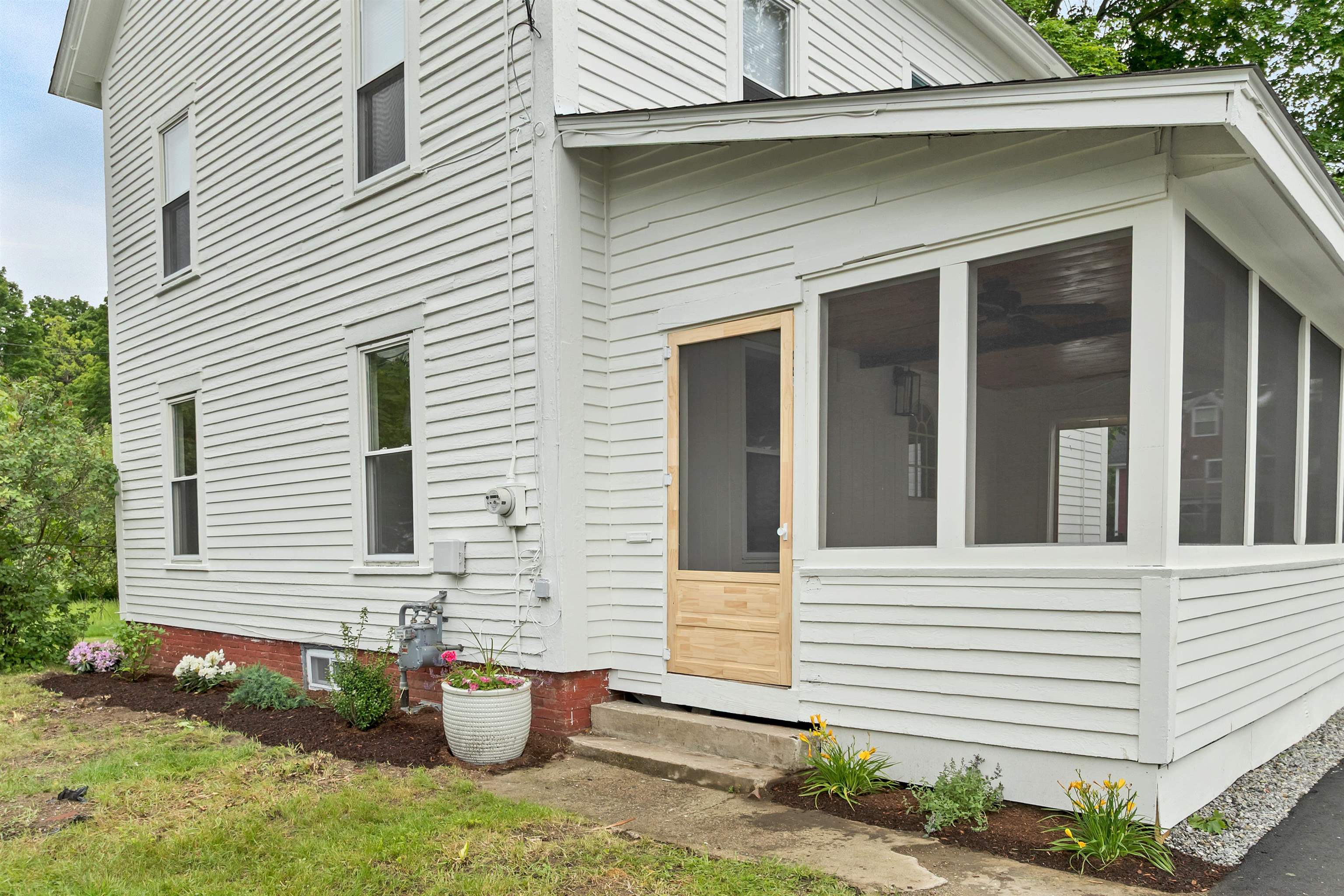 33 Spruce Street