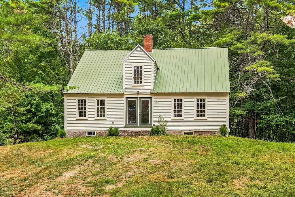 Photo of 148 Hobbs Road, Effingham, NH 03882 (MLS # 5108914)