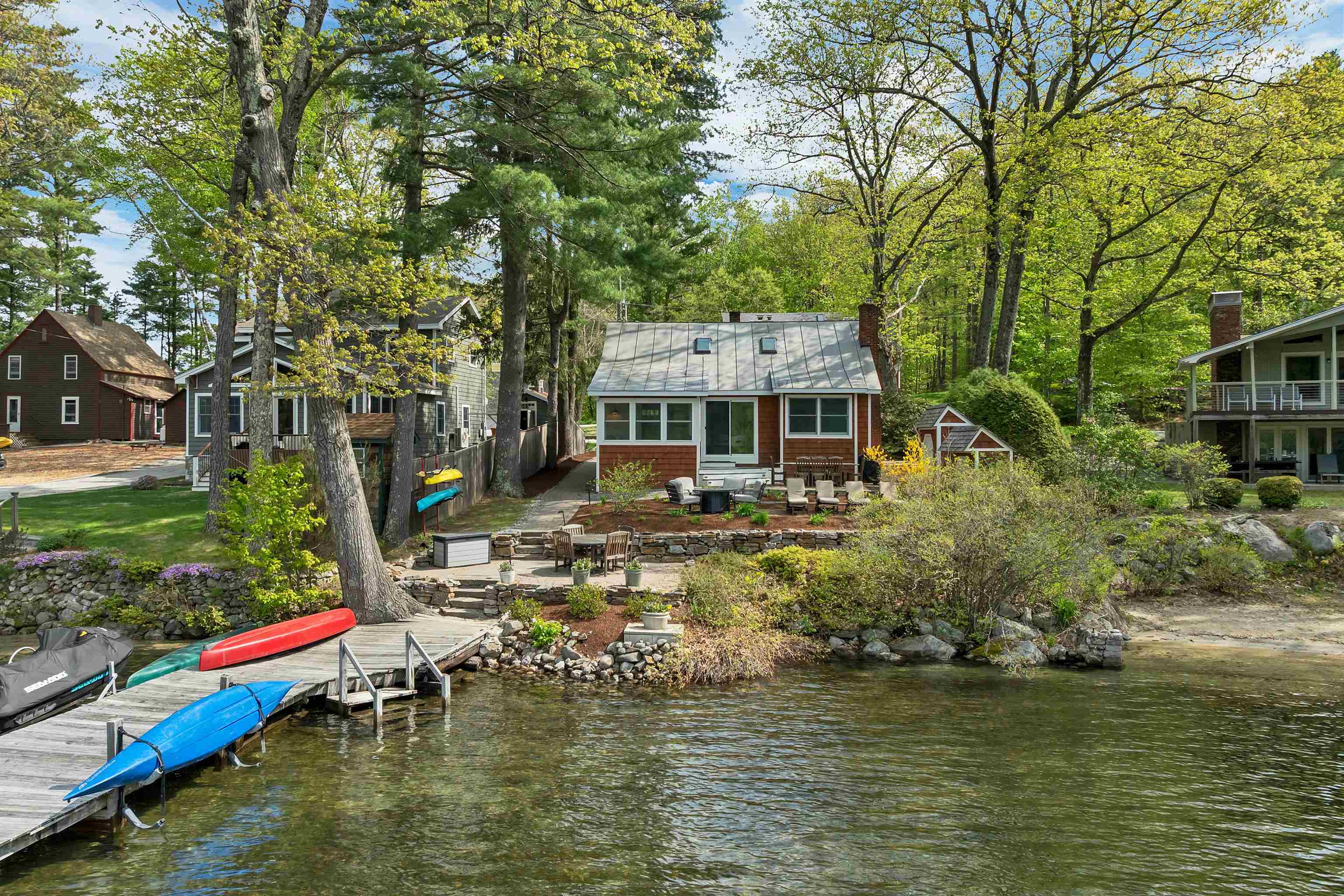 28 Shore Drive - Photo 3