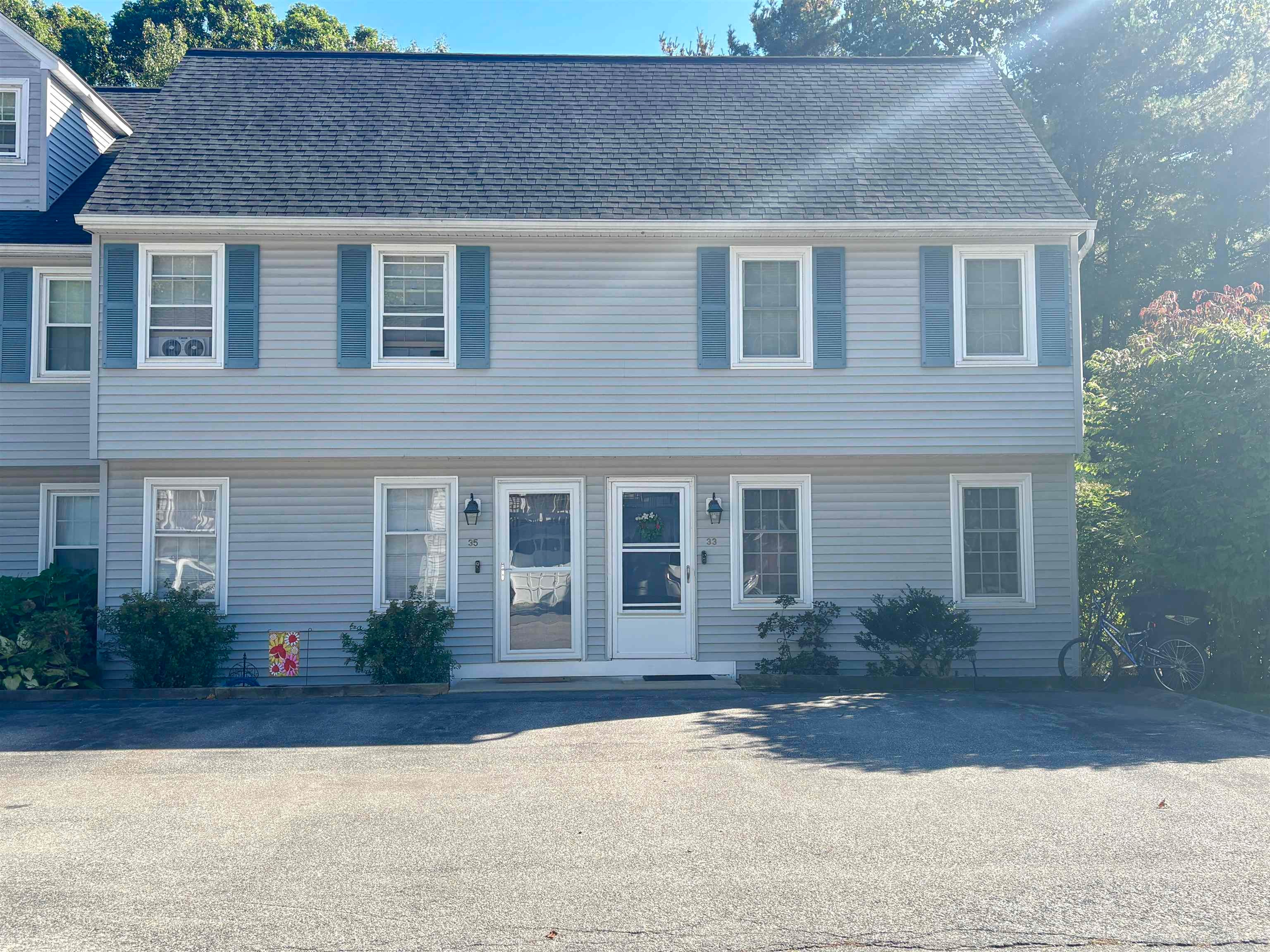 35 Hawkstead Hollow