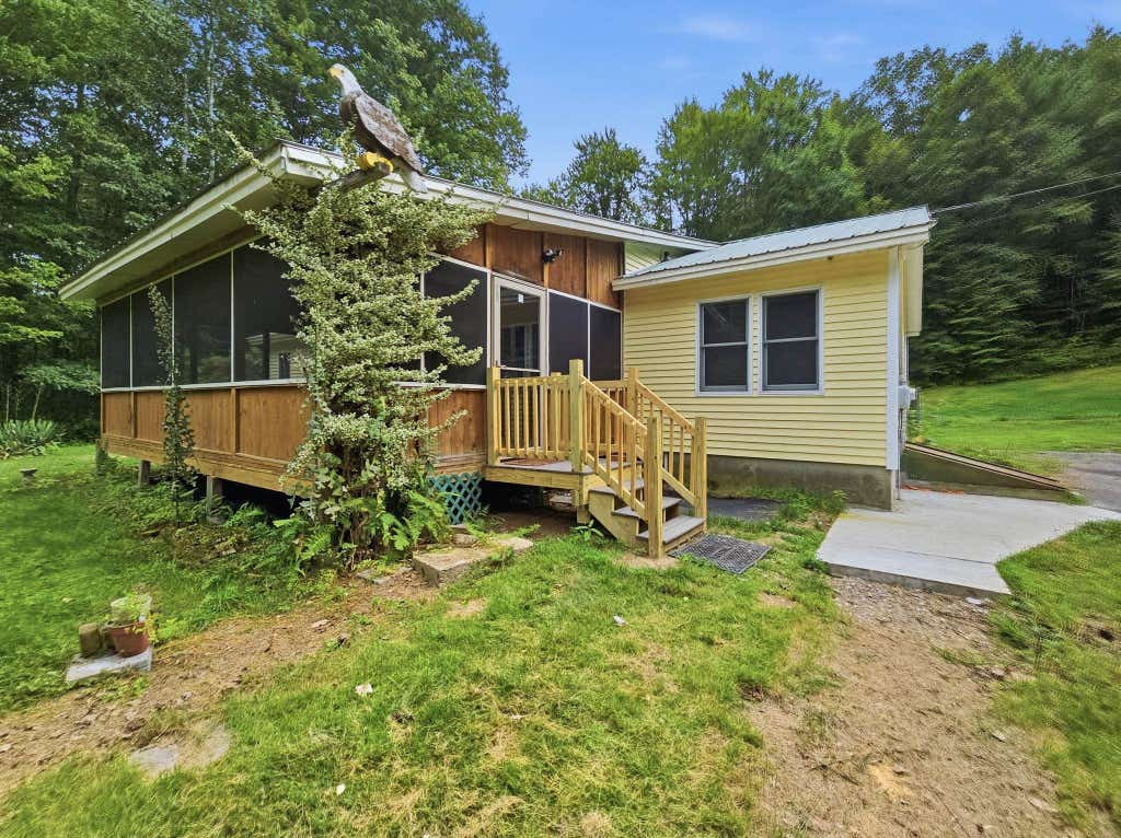 Photo of 10 Burt Hill Road, Winchester, NH 03470 (MLS # 5105670)