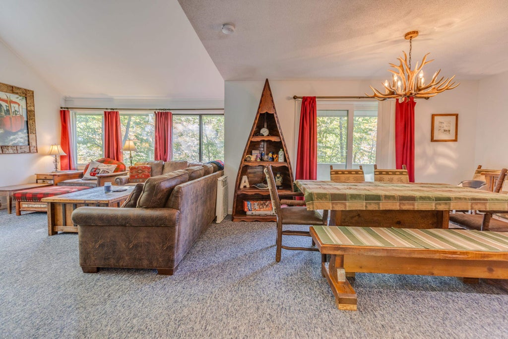 Photo of 3 Canoe Lane #1, Lincoln, NH 03251 (MLS # 5113903)