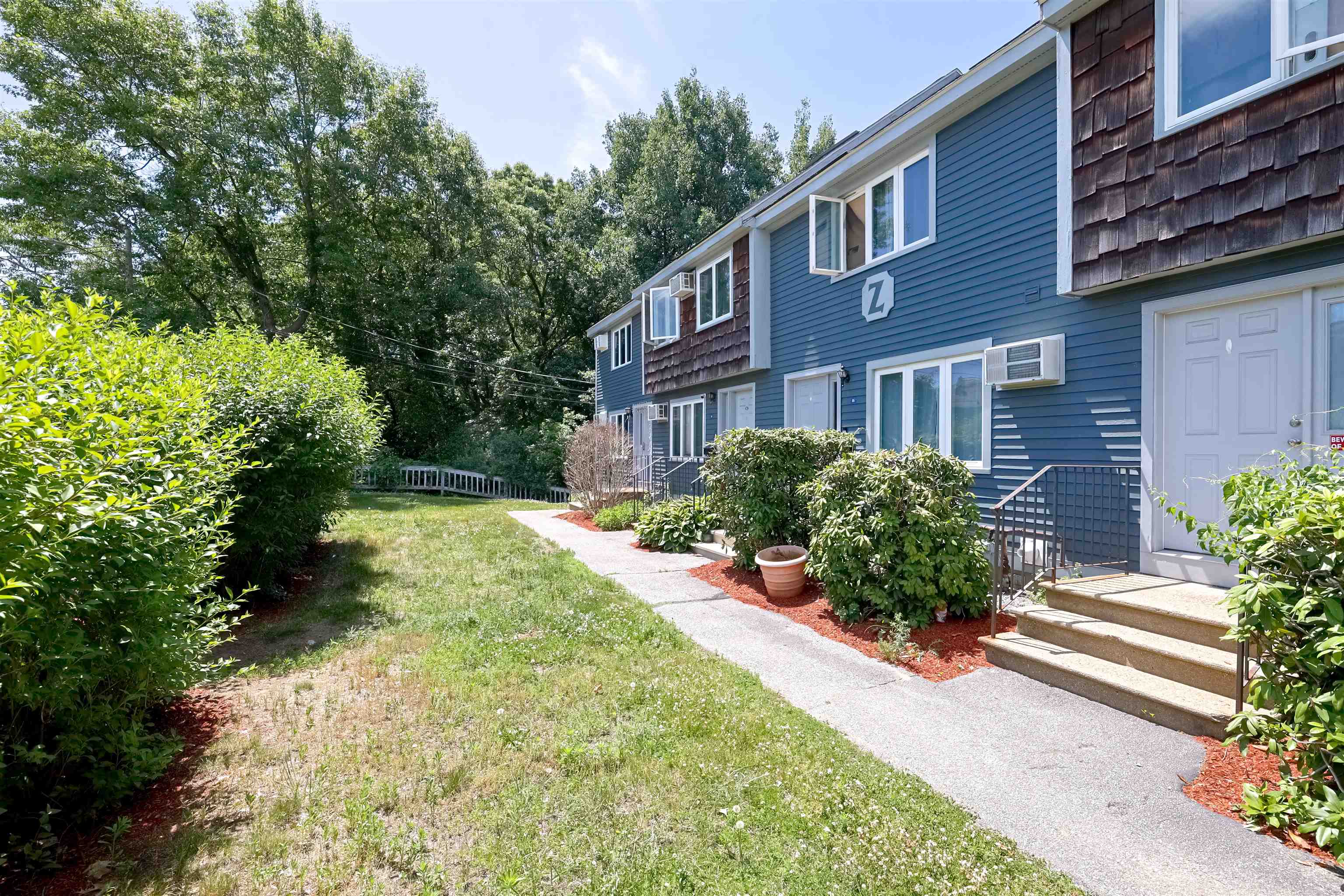 16 Auclair Avenue