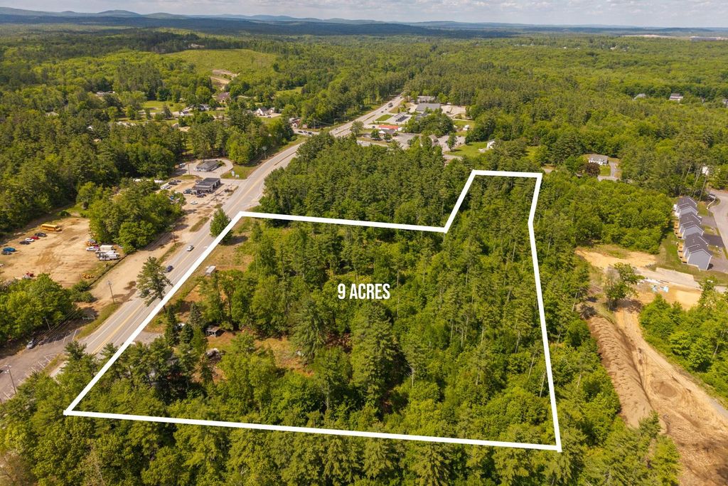Photo of 559 CALEF Highway, Barrington, NH 03825 (MLS # 5073143)