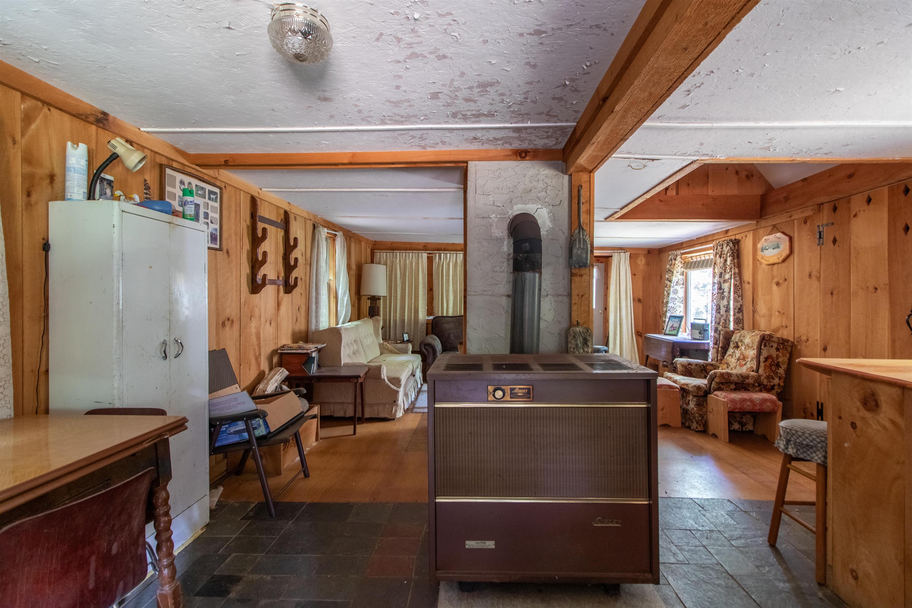418 Hall Road