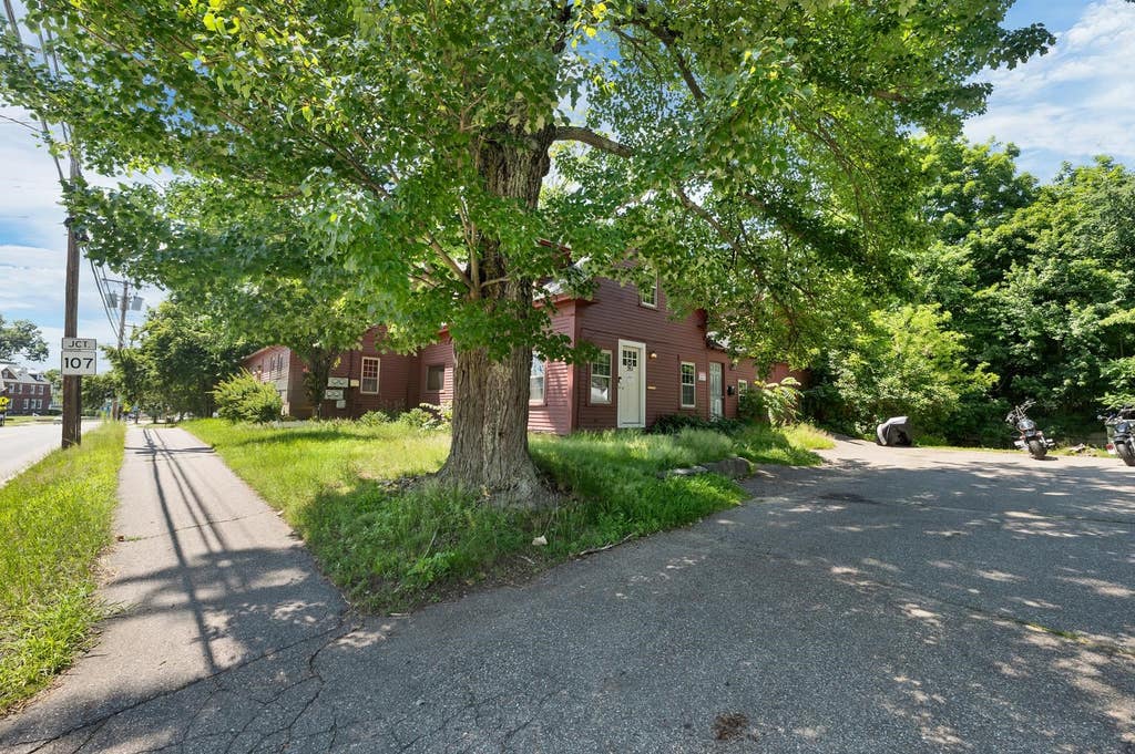 Photo of 42 Gilford Avenue, Laconia, NH 03246 (MLS # 5086868)