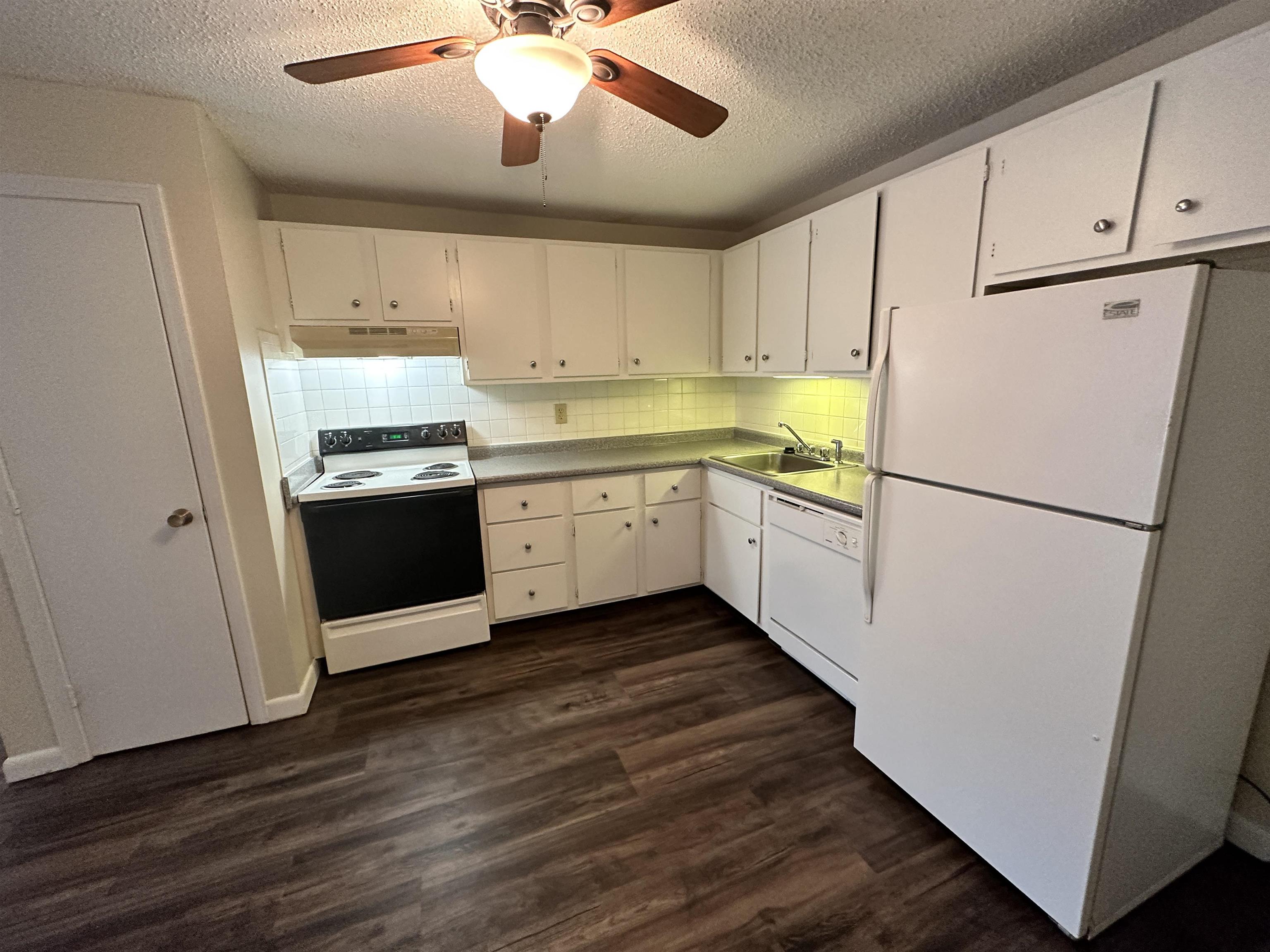 29 Capron Road 37