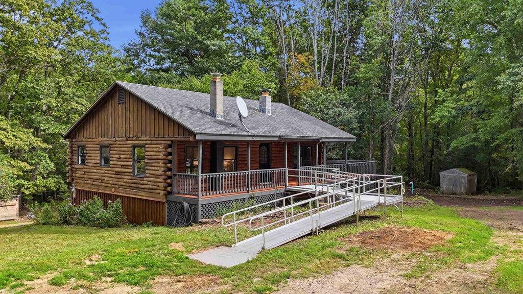 Photo of 107 Orchard Hill Road, Barrington, NH 03825 (MLS # 5111874)