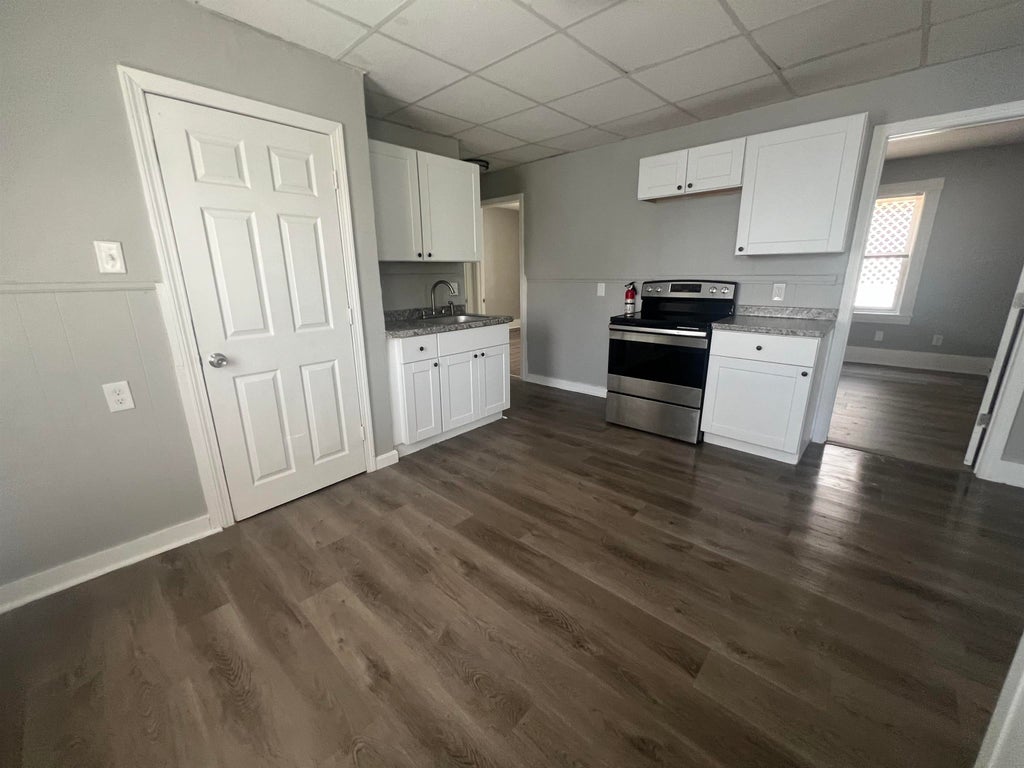 Photo of 76 Ledge Street #B, Nashua, NH 03060 (MLS # 5099931)