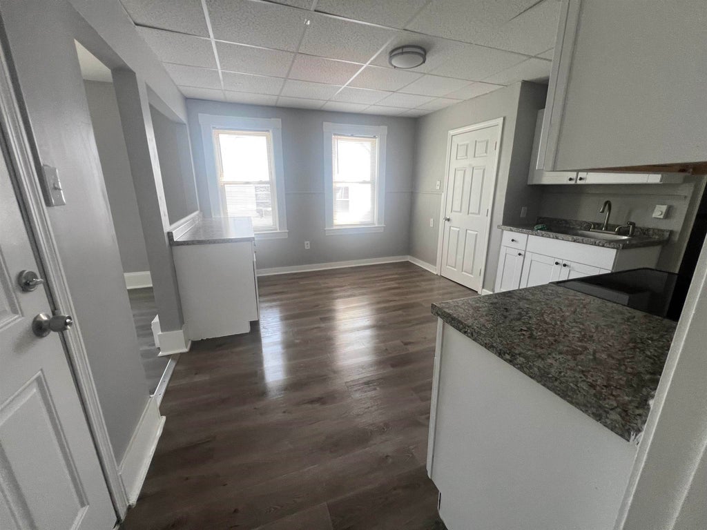 Photo of 76 Ledge Street #B, Nashua, NH 03060 (MLS # 5099931)