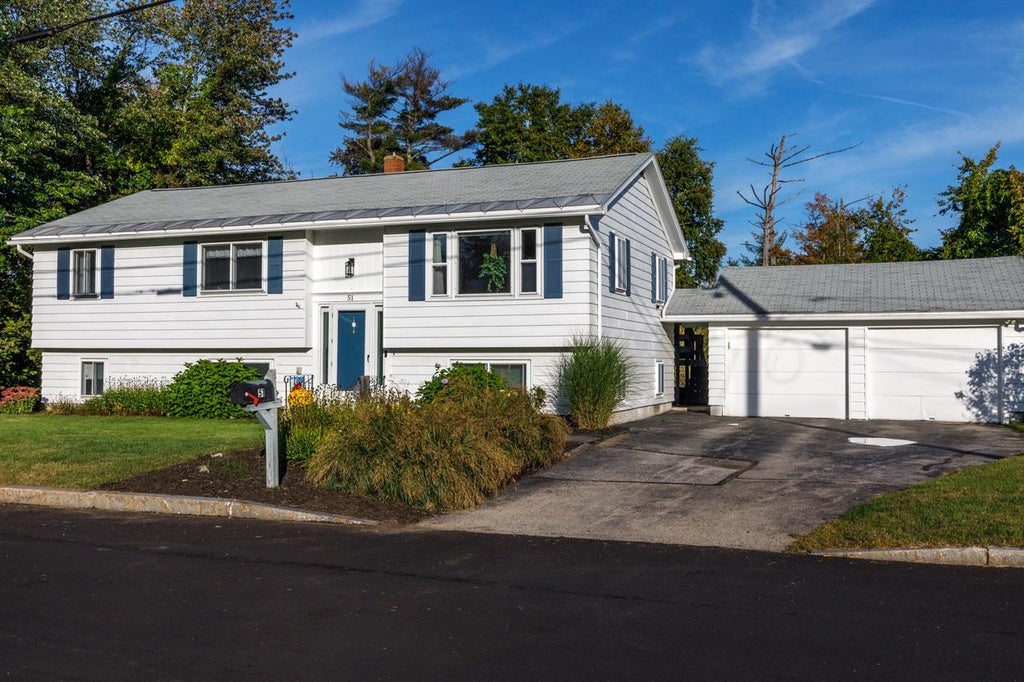 Photo of 51 Lebel Avenue, Manchester, NH 03103 (MLS # 5111248)