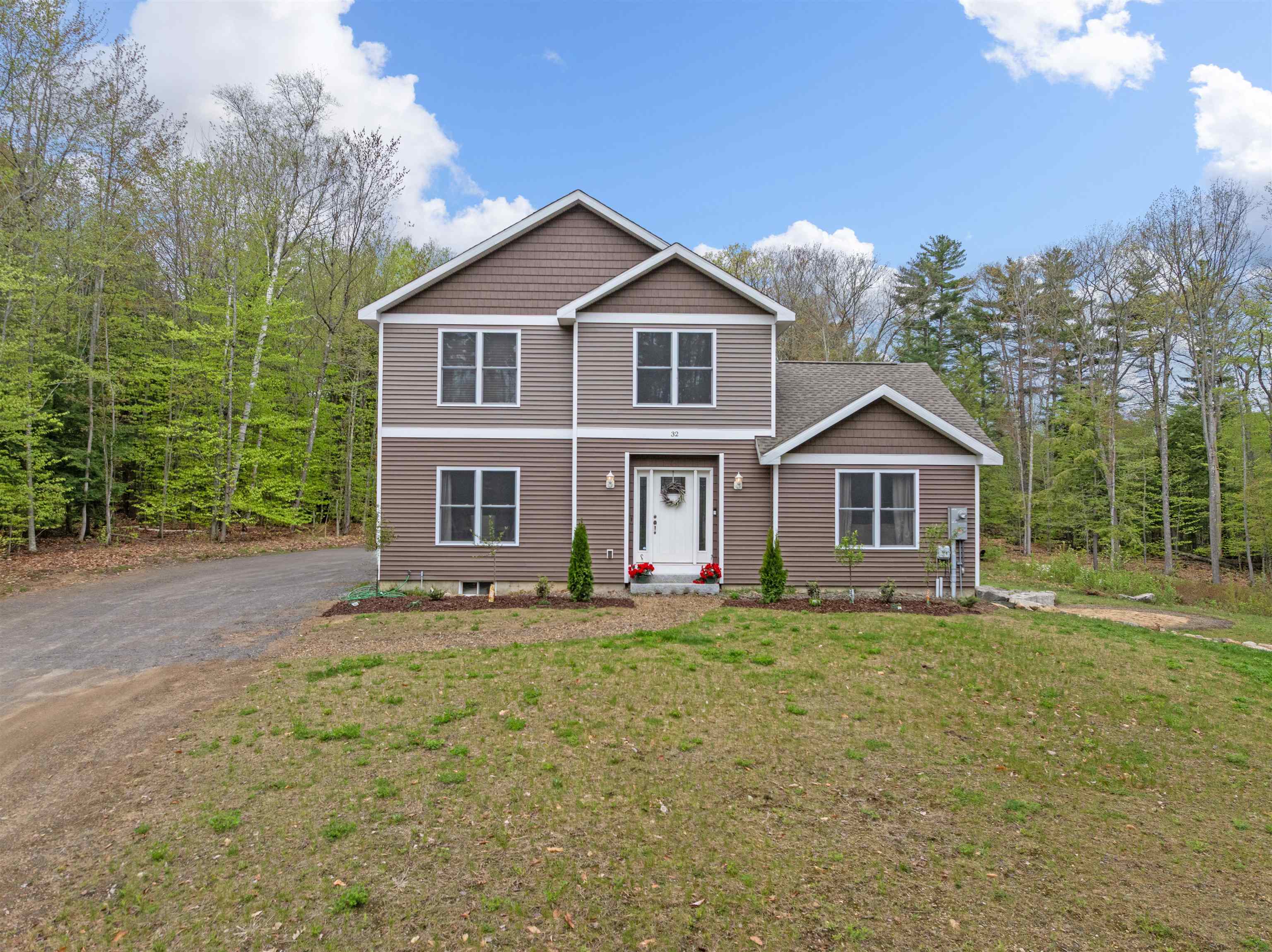 32 David Lewis Road