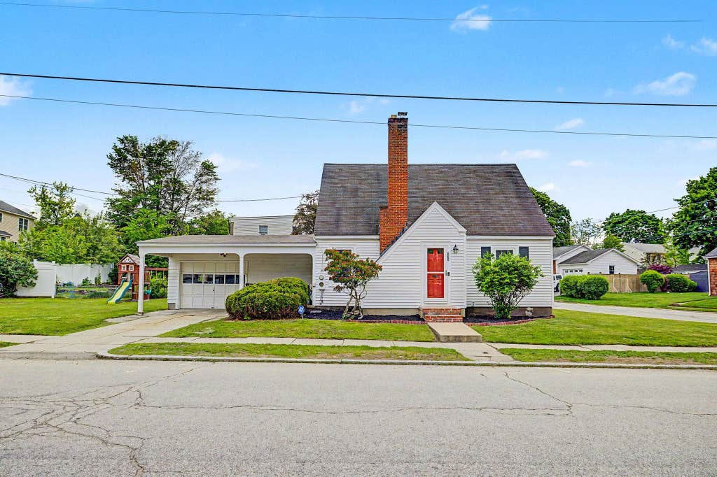 Photo of 171 Kenney Street, Manchester, NH 03103 (MLS # 5092913)