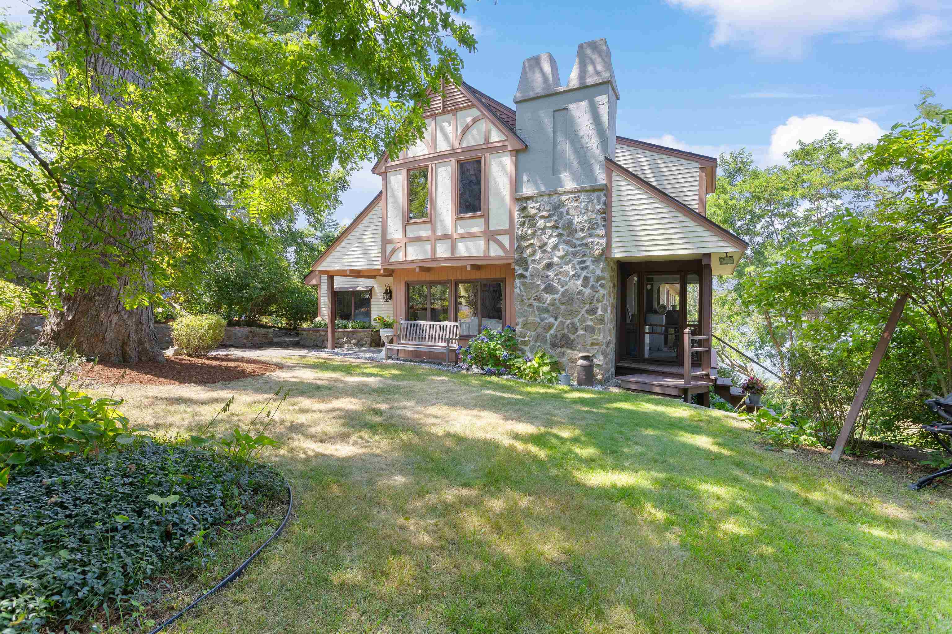 21 Goodridge Avenue