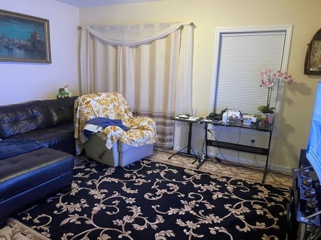 Photo of 675 Bell Street #16, Manchester, NH 03103 (MLS # 5091109)