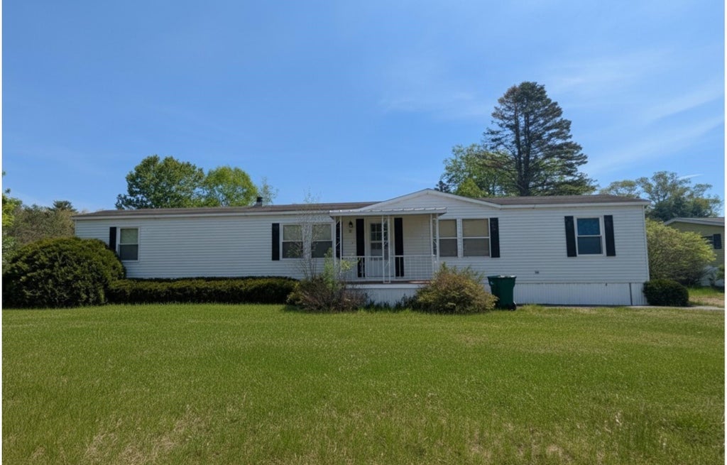 Photo of 32 Skyline Drive, Rochester, NH 03867 (MLS # 5109877)