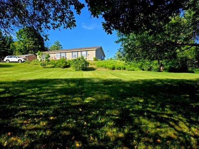 30 Hollow View Drive