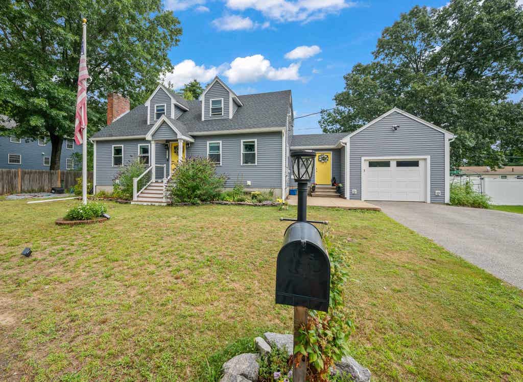 Photo of 30 Forest Court, Seabrook, NH 03874 (MLS # 5102918)