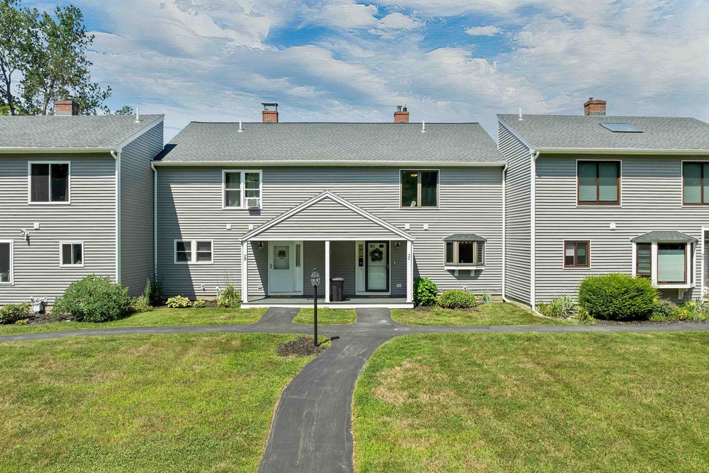 Photo of 7 Gagnon Hill Road, Rollinsford, NH 03869 (MLS # 5105433)