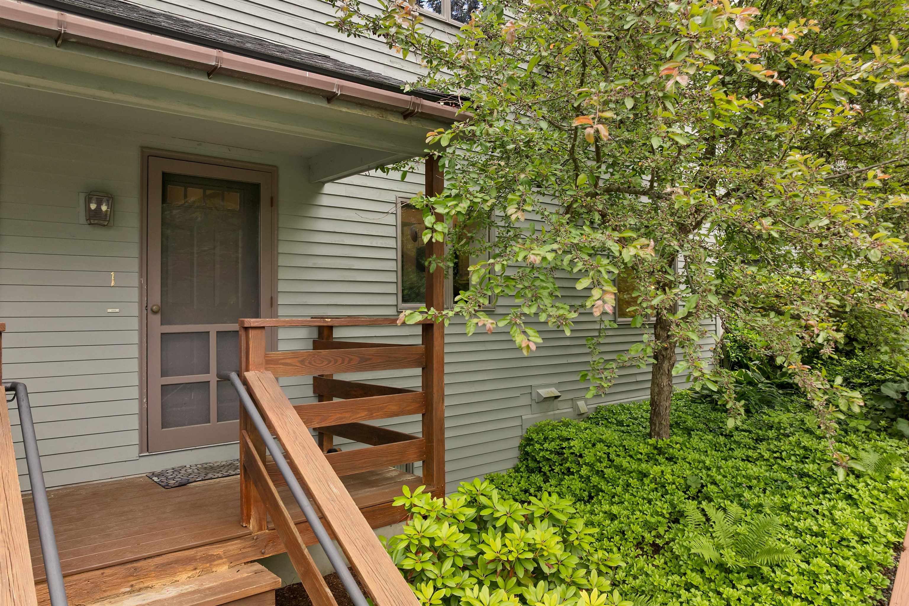 1 Wheelock Wood, Fairview Avenue