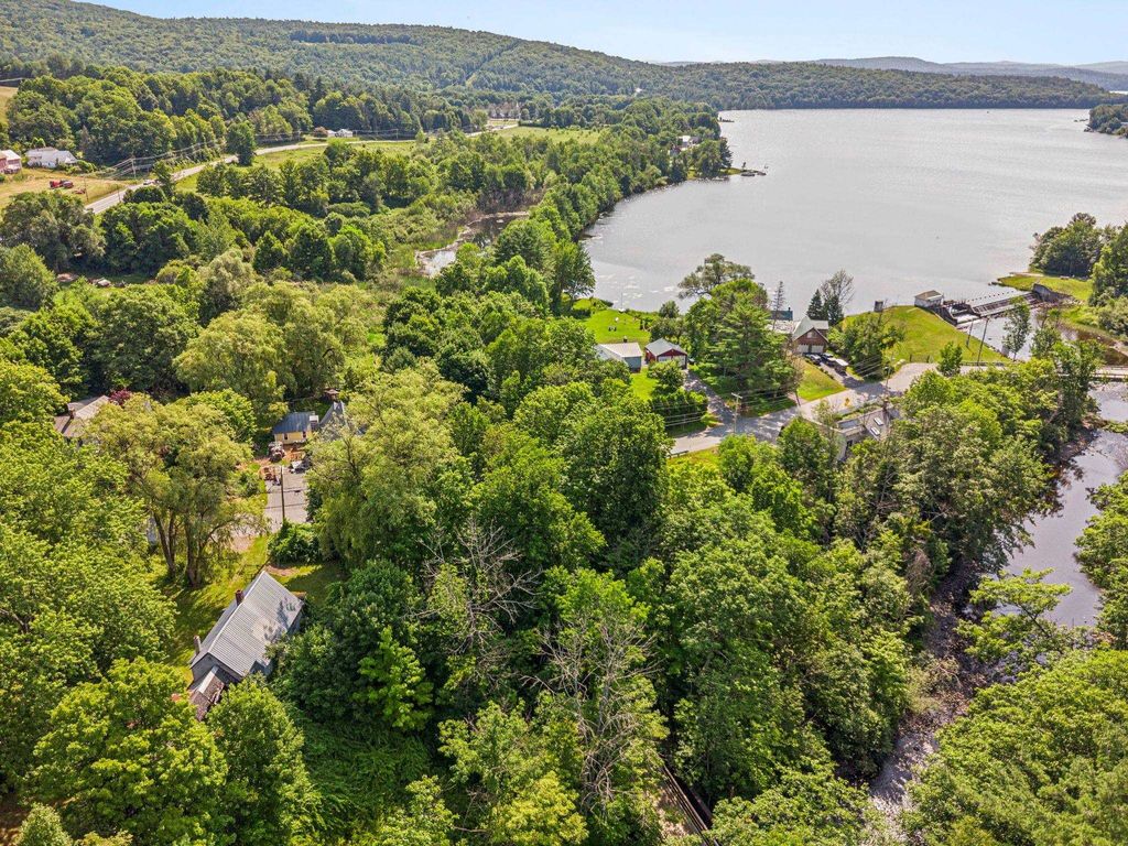 Photo of 15 Payne Road, Lebanon, NH 03766 (MLS # 5101403)