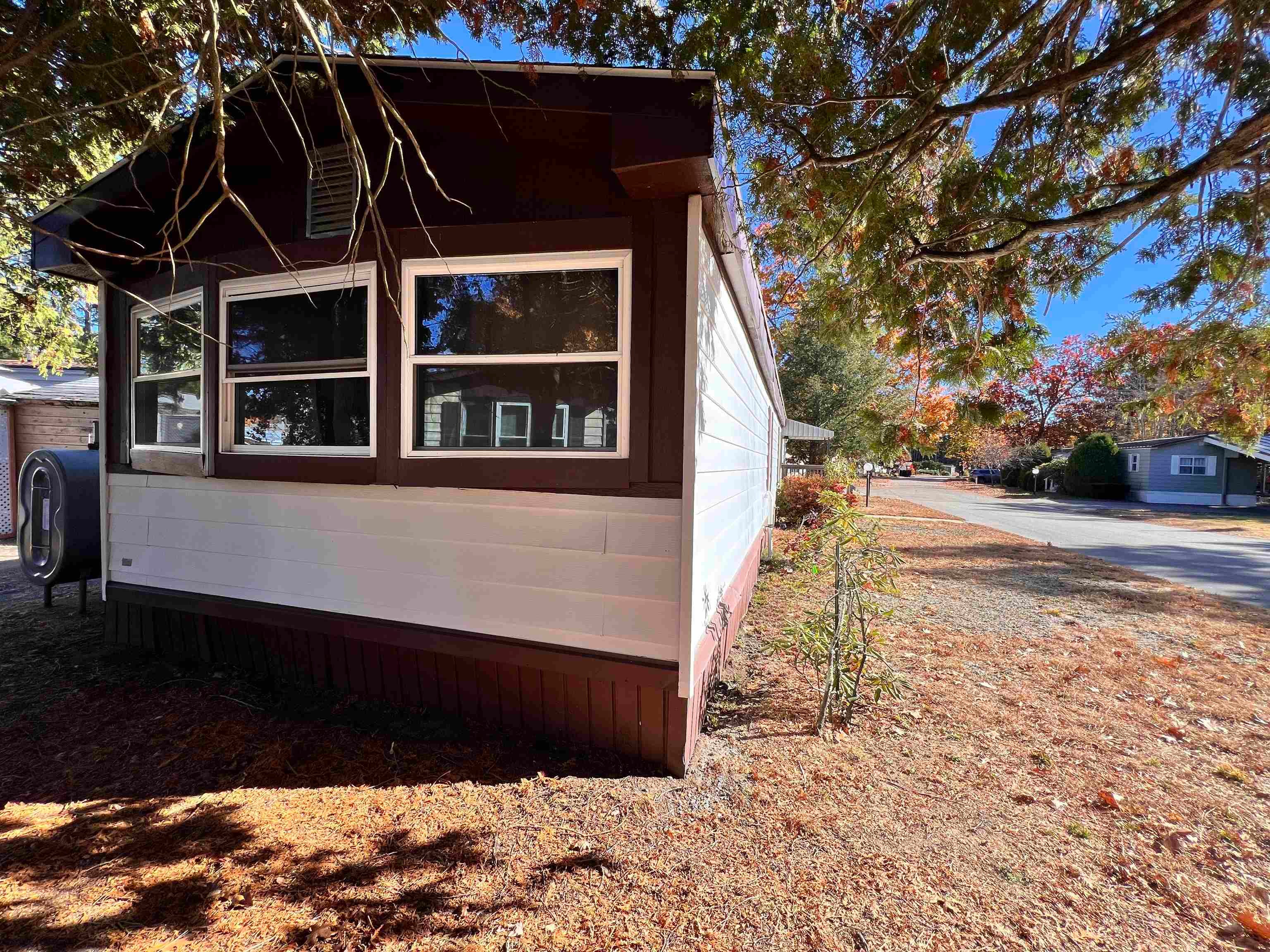 93 RIVERLEDGE Drive