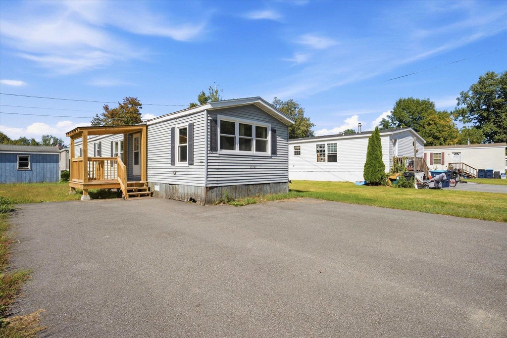 Photo of 33 Longmeadow Drive, Concord, NH 03301 (MLS # 5110077)