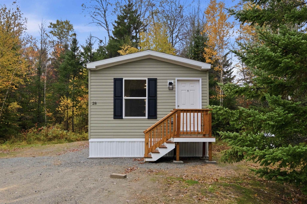 Photo of 28 Okane Circle, Bethlehem, NH 03574 (MLS # 5093343)