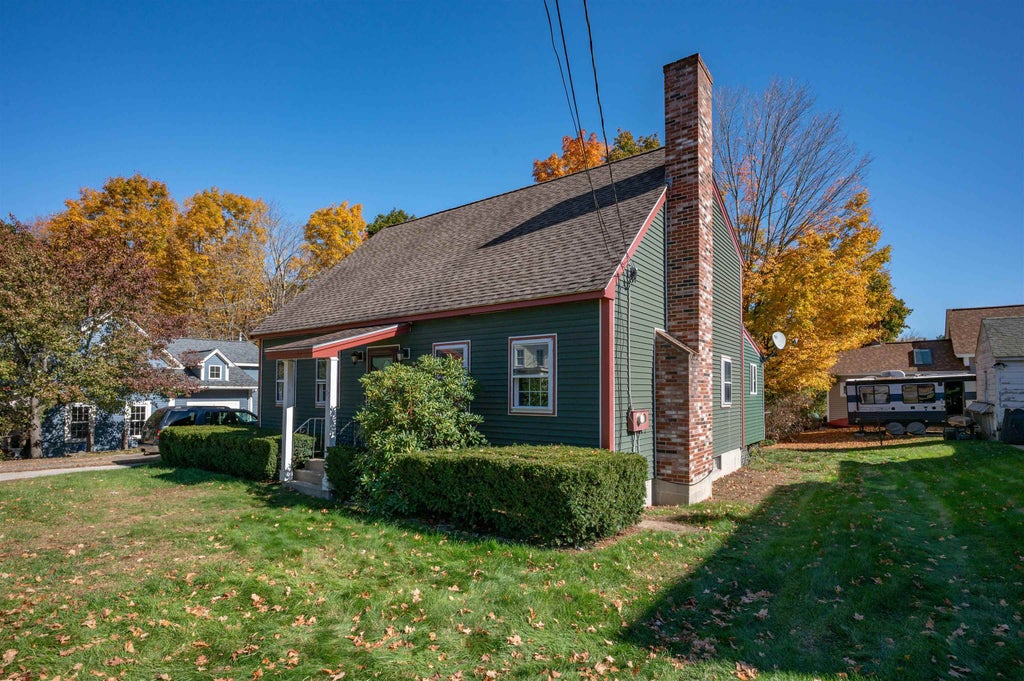 Photo of 15 Vine Street, Milford, NH 03055 (MLS # 5115220)