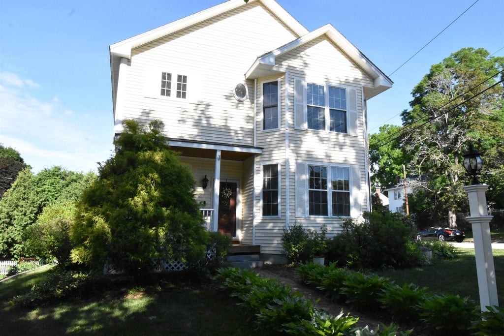 Photo of 2246 Elm Street, Manchester, NH 03104 (MLS # 5095445)