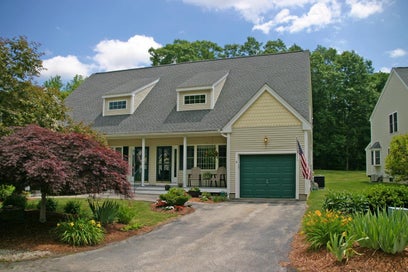 8 Royal Lane 22 Raymond NH 03077