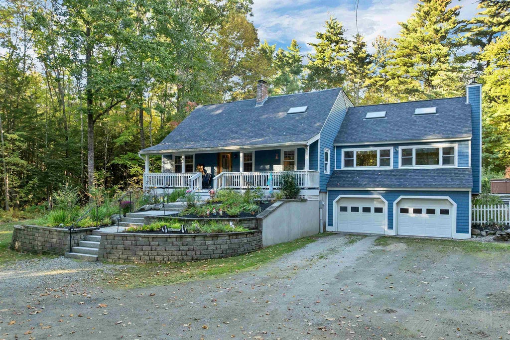 Photo of 43 Cemetery Street, Concord, NH 03301 (MLS # 5113982)