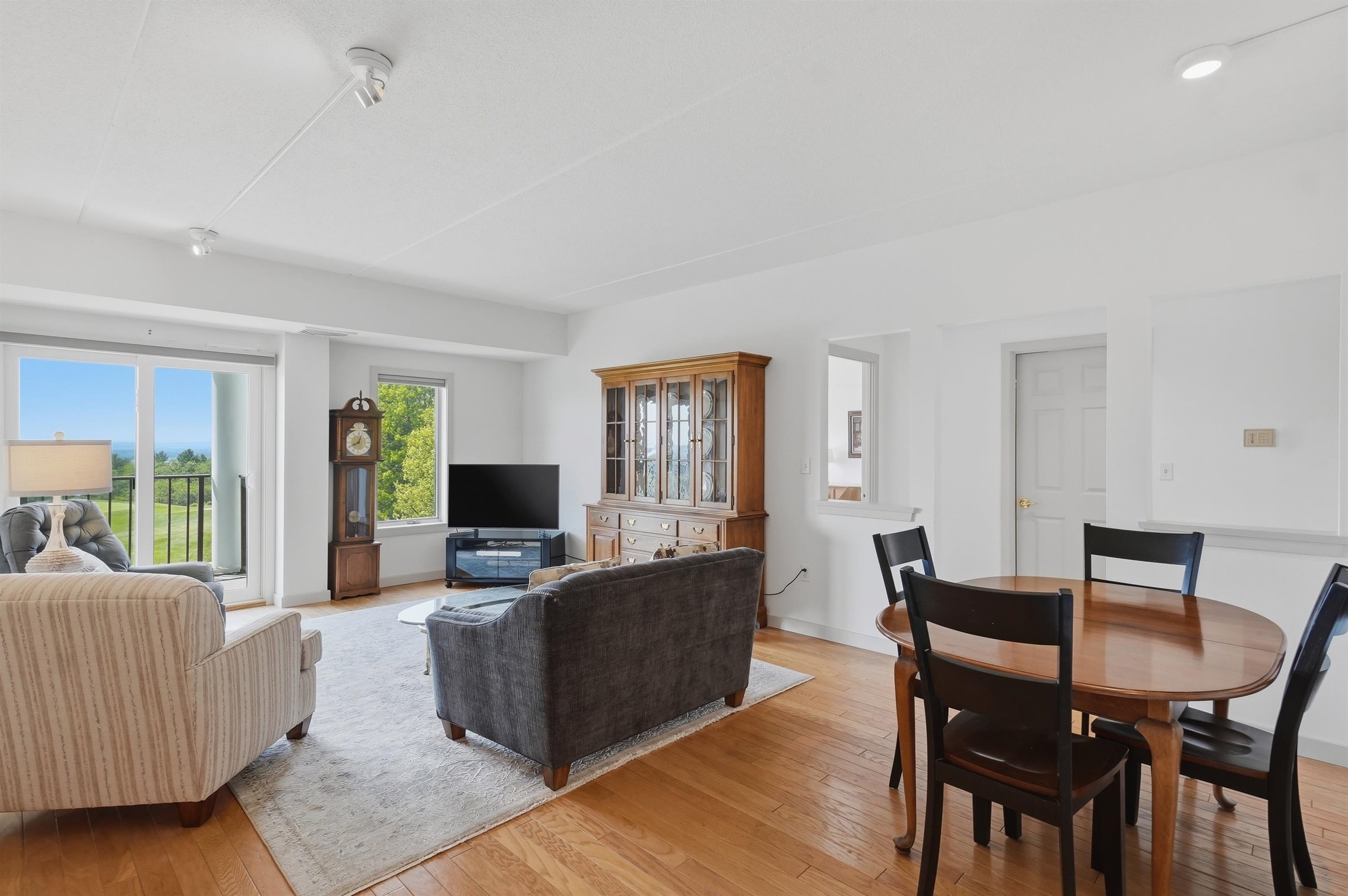 10 Mountain Laurels Drive 405