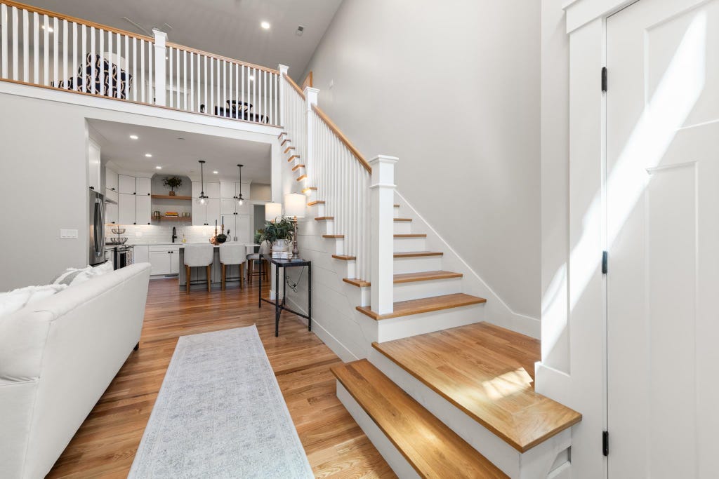 Photo of 1 Pillsbury Court, Candia, NH 03034 (MLS # 5104360)